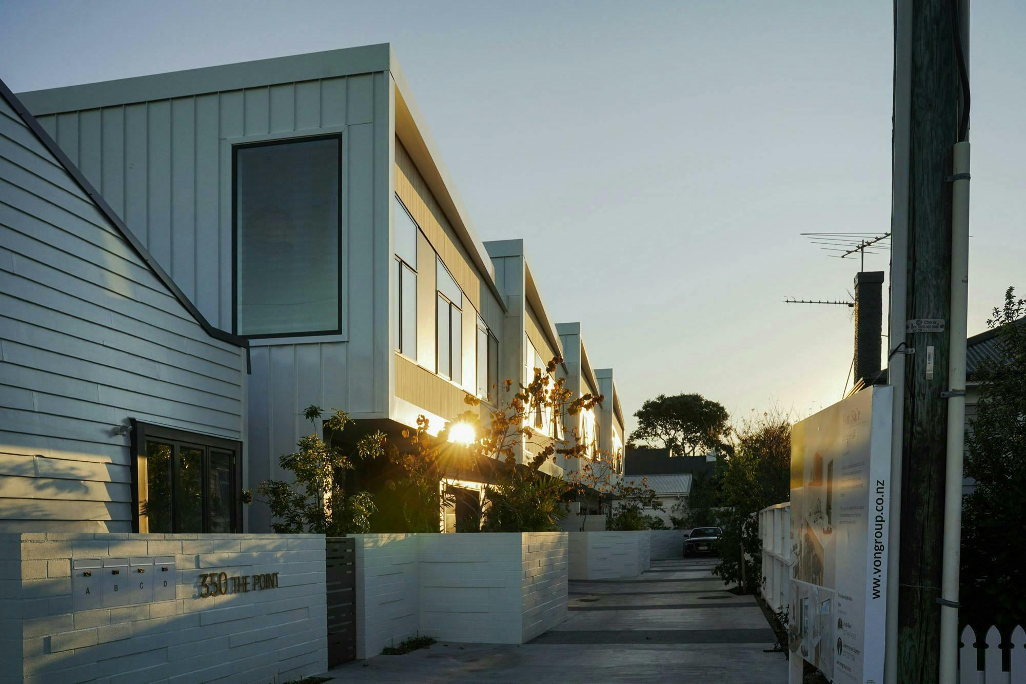 350 Point Chevalier Terraces Multi unit Construkt Architects Auckland Driveway