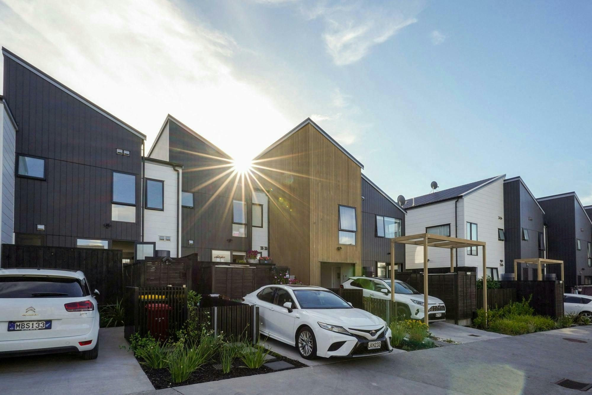 Nugget Avenue Terraces Terraces Multi unit Construkt Architects Auckland Parking