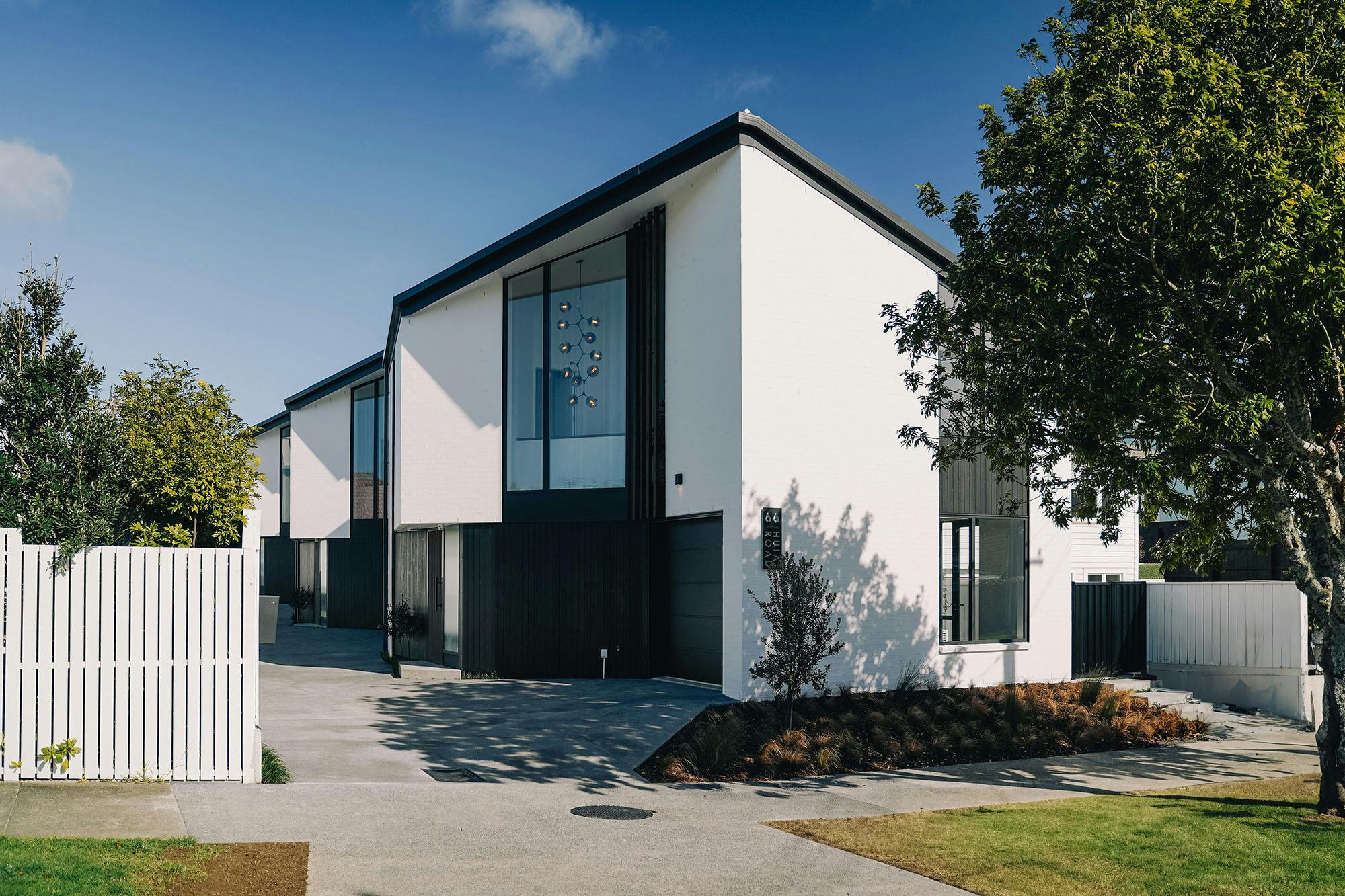 HUIA front Calvin Hui 1