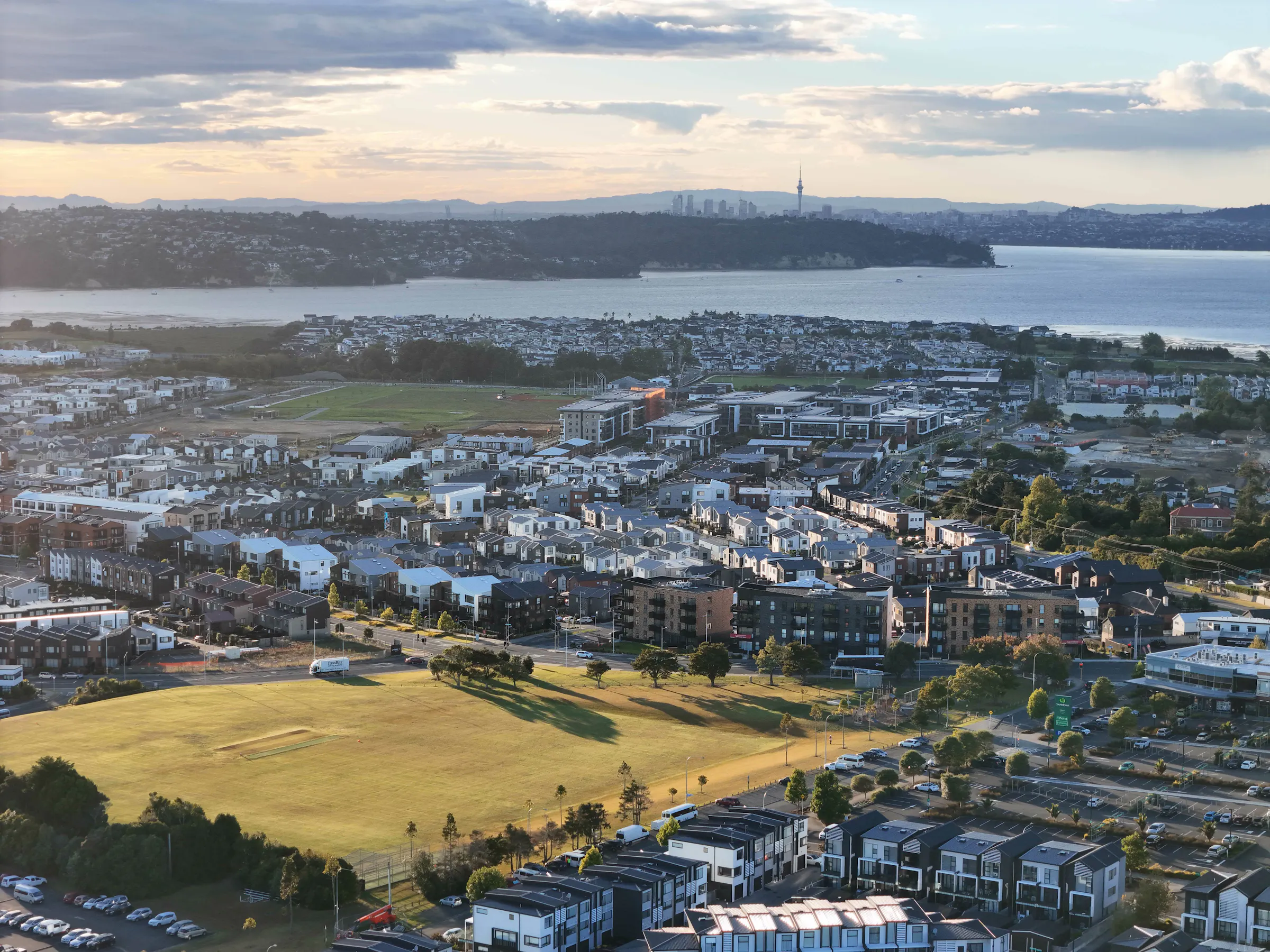 Te Uru Apartments Modern Apartments Construkt Architects Auckland
