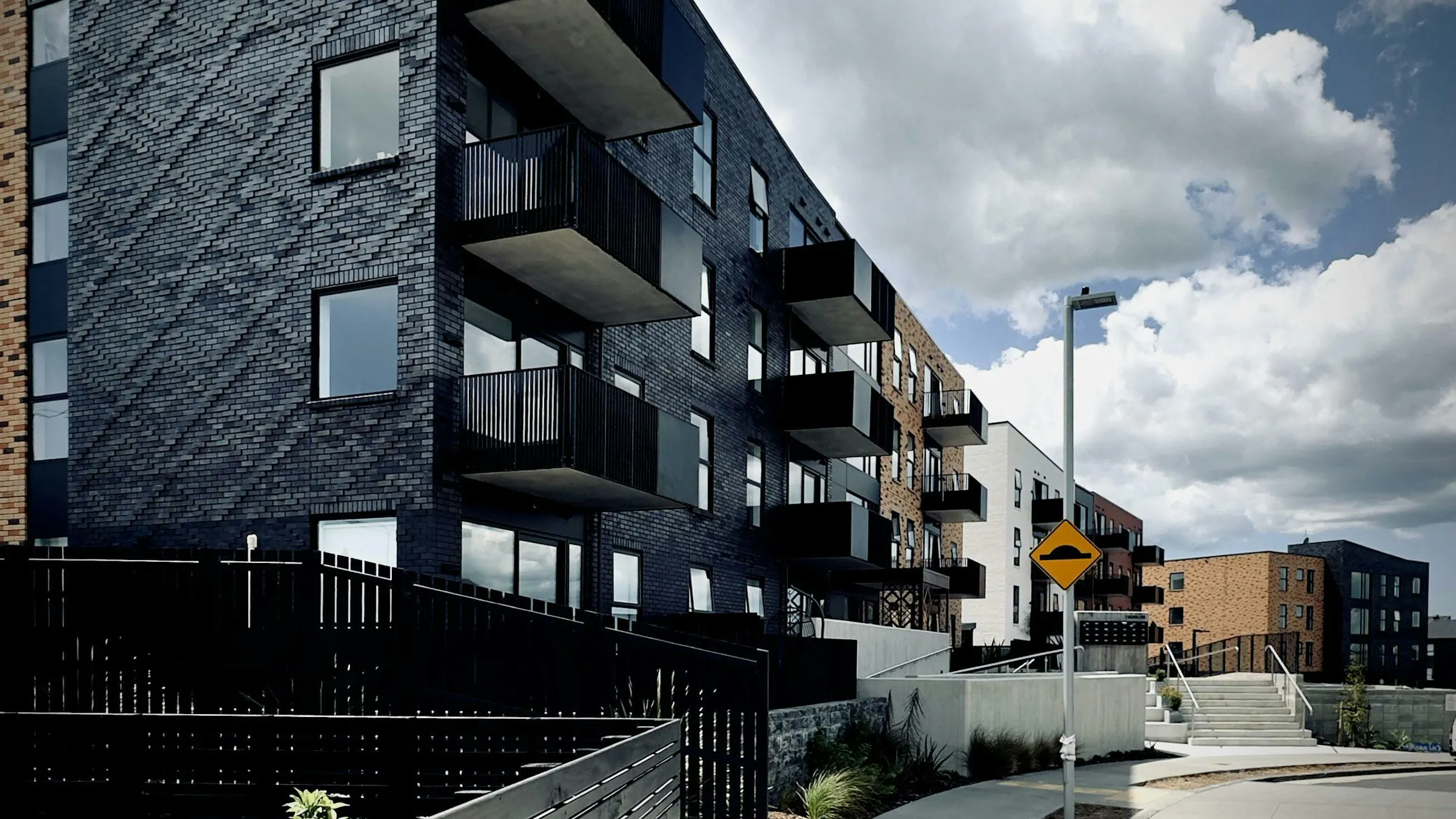 Te Uru Apartments Modern Apartments Construkt Architects Auckland Balconies 2