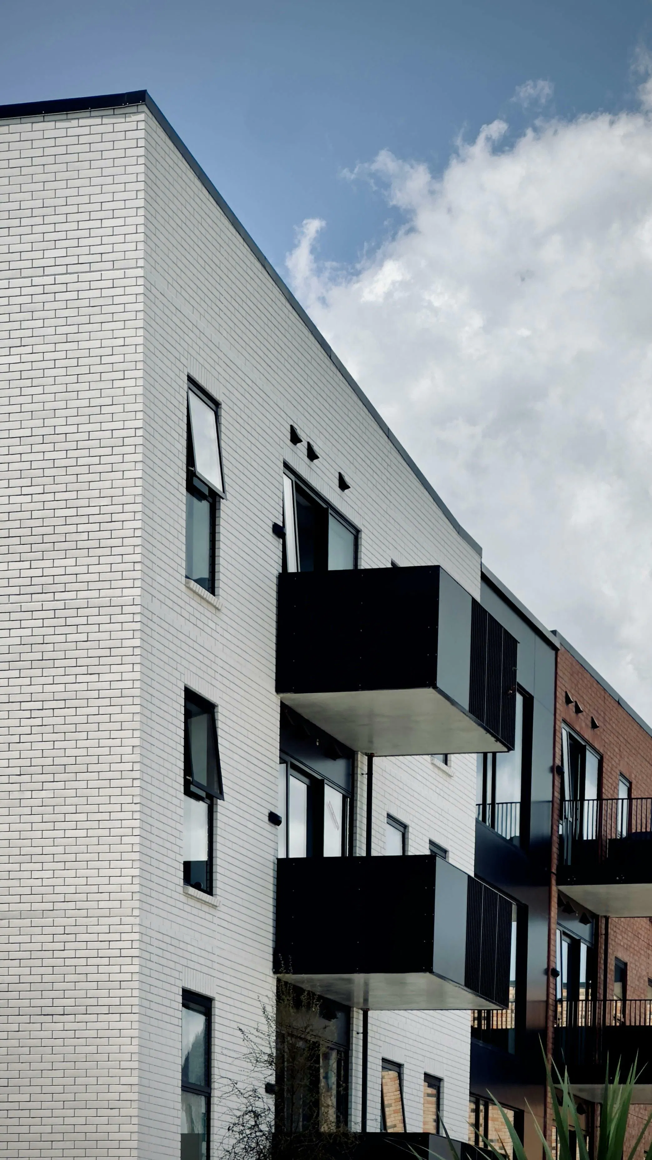 Te Uru Apartments Modern Apartments Construkt Architects Auckland Balconies 3