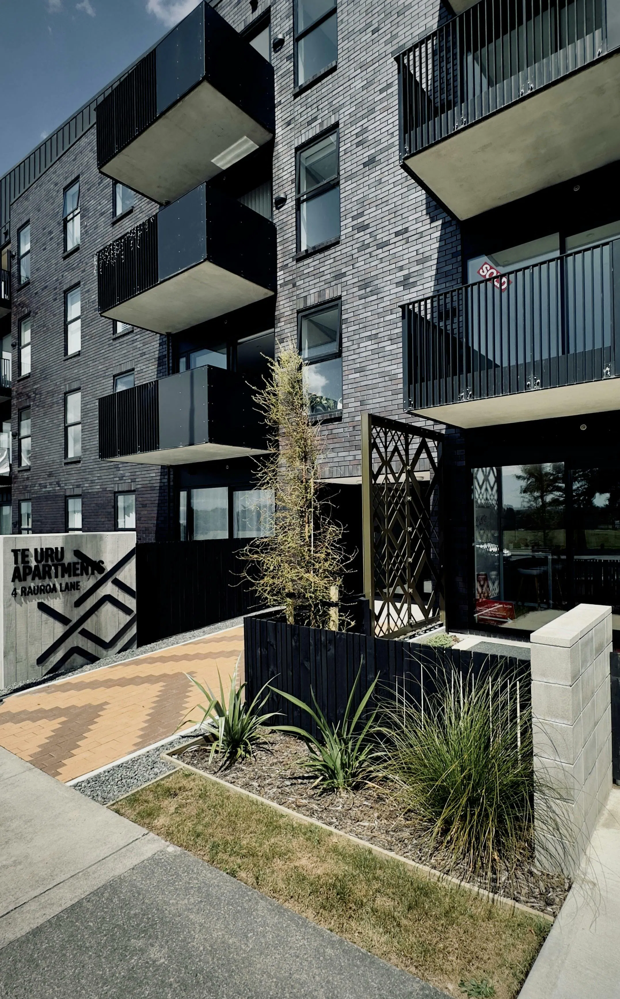 Te Uru Apartments Modern Apartments Construkt Architects Auckland Entrance